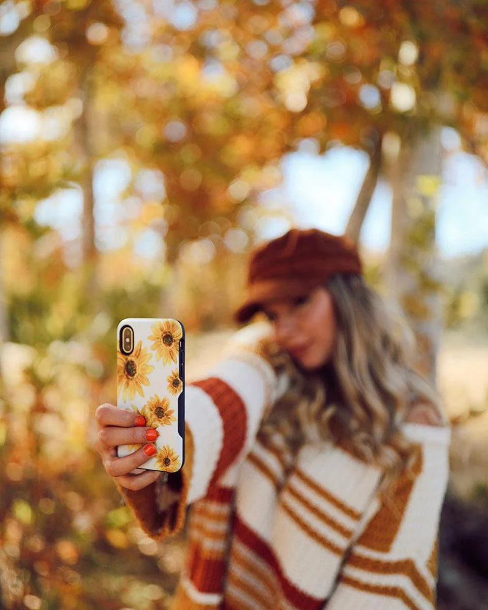 Golden Garden | Yellow Sunflower Floral Case - Image 60